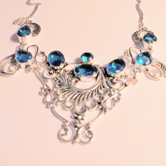 Unique 925 Sterling Silver Blue Topaz Necklace